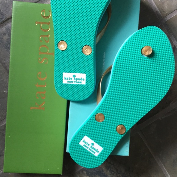 Gone SOON 🌴 Kate Spade Nassau Flip Flops NWT - Picture 4 of 8